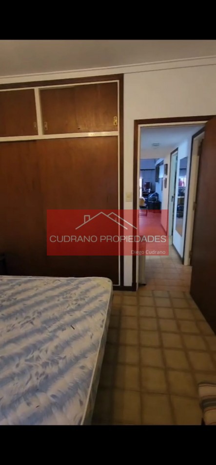 EDIF. CHAPELCO - SEMIPISO CON COCHERA - ZONA IV - MIRAMAR
