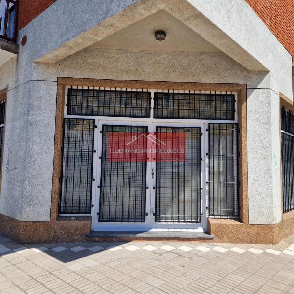 ALQUILER ANUAL - DEPOSITO - CENTRO - MIRAMAR