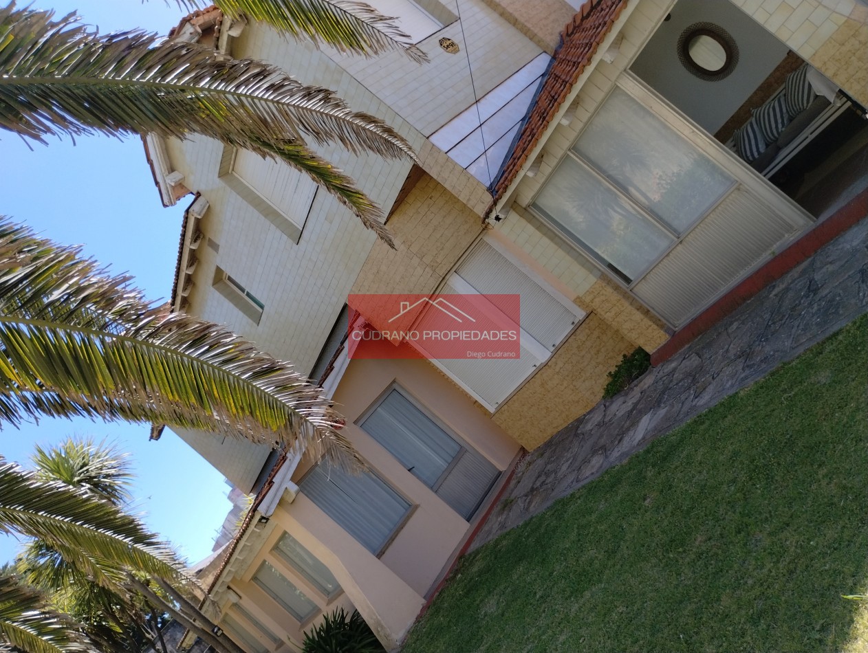 CHALET FRENTE AL MAR - ZONA V - 10 PERSONAS - FEBRERO