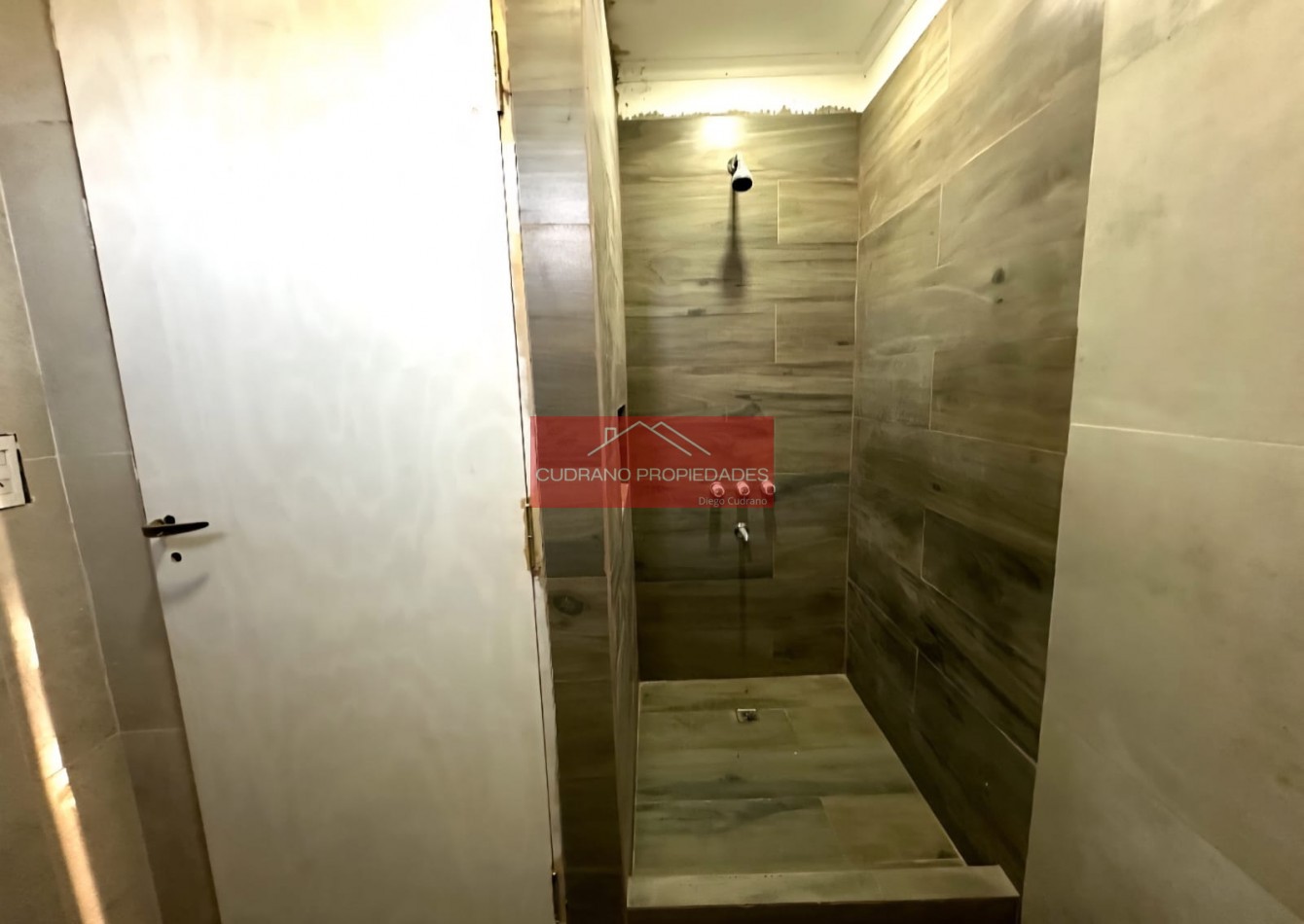 DOS AMBIENTES - 5 PERSONAS - BARRIO PARQUEMAR - MIRAMAR