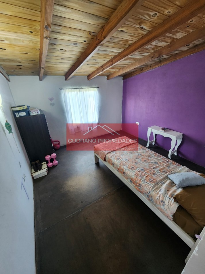 CASA  - 5 AMBIENTES - B. PARQUEMAR - MIRAMAR