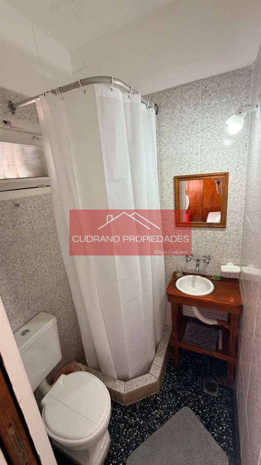 Activo Comercial de Categoria: Hotel de 22 Plazas en la Mejor Ubicacion Turistica.