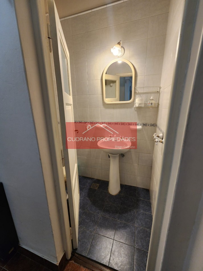 Vivi Miramar con Todo el Confort: Chalet de 4 Ambientes en la Mejor Ubicacion Residencial.