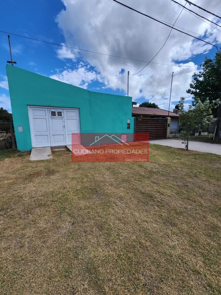 El Espacio que Necesitas: Casa de 4 Ambientes con Quincho y Taller en un Terreno Excepcional.
