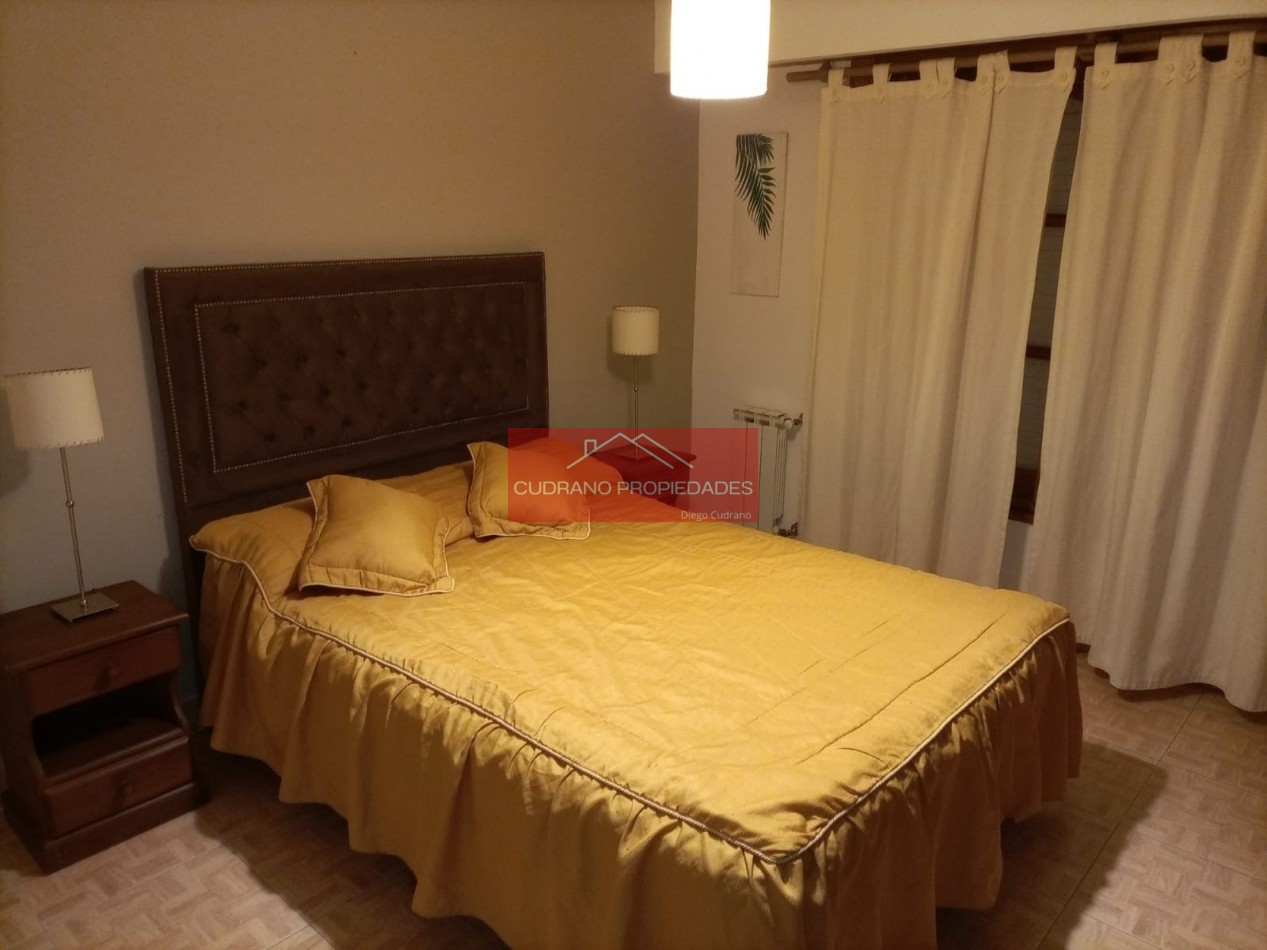 CHALET - 4 AMBIENTES - PILETA CLIMATIZADA - ZONA RESIDENCIAL - MIRAMAR