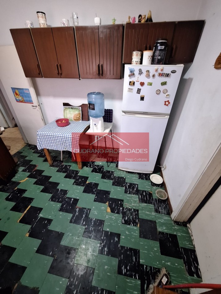 El Hogar que tu Familia Merece: Solida Propiedad con Gran Potencial en Zona Residencial.