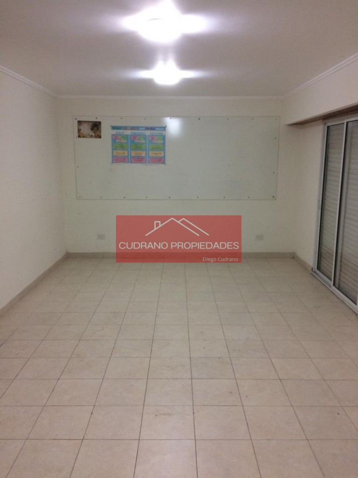 RETASADO!! CHALET - ZONA III - MIRAMAR