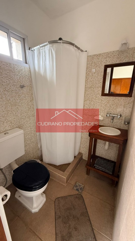 Activo Comercial de Categoria: Hotel de 22 Plazas en la Mejor Ubicacion Turistica.