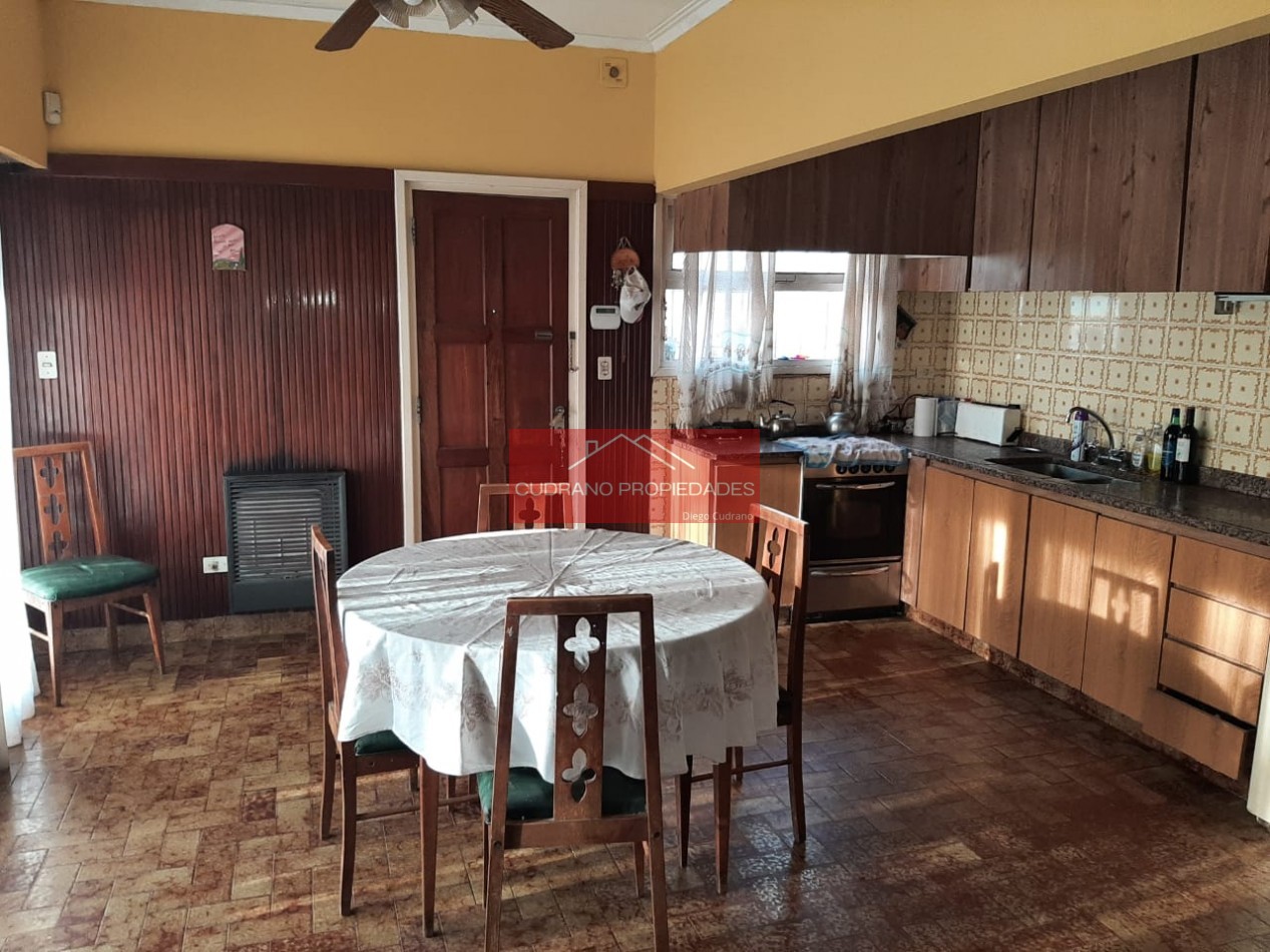 CHALET CON DEPTO - 4 AMBIENTES - ZONA II - MIRAMAR
