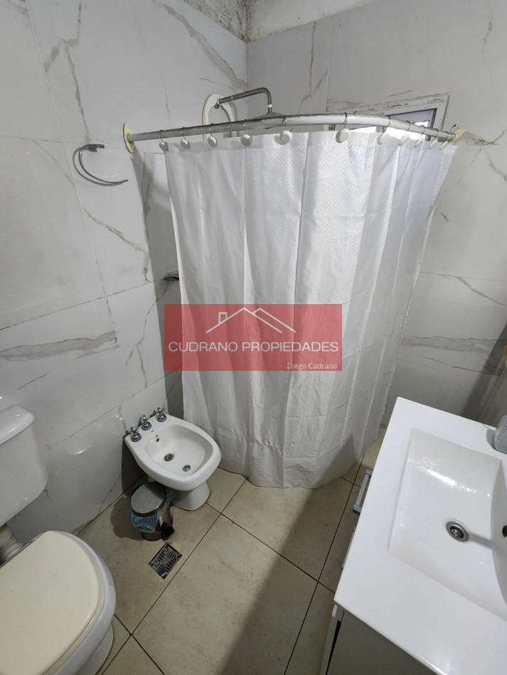 CHALET - 4 AMBIENTES - B. PARQUEMAR - MIRAMAR