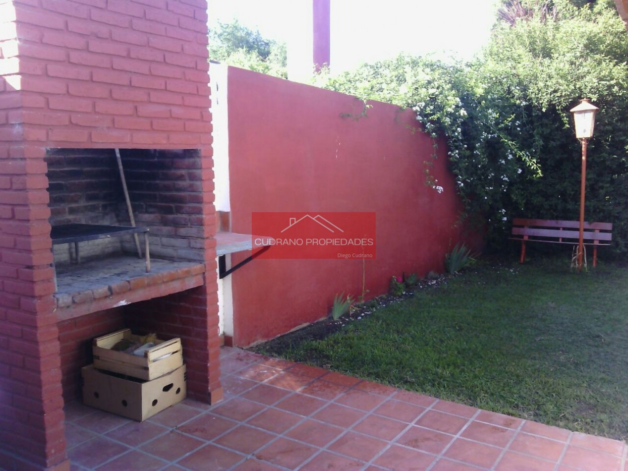 Nuevo Ingreso! Chalet en Venta Amueblado en Miramar