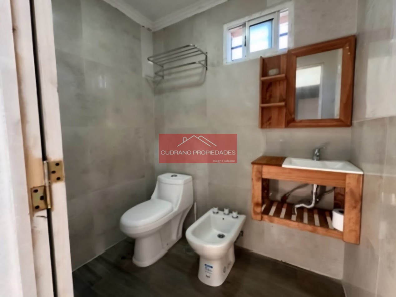 DOS AMBIENTES - 5 PERSONAS - BARRIO PARQUEMAR - MIRAMAR