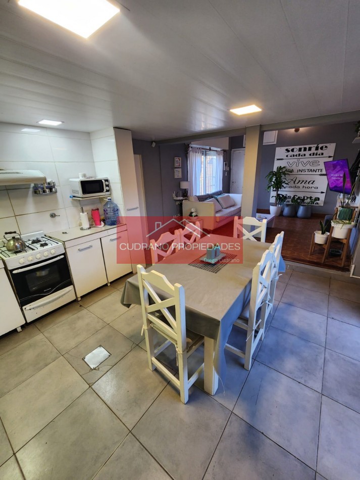 CHALET - 4 AMBIENTES - B. PARQUEMAR - MIRAMAR