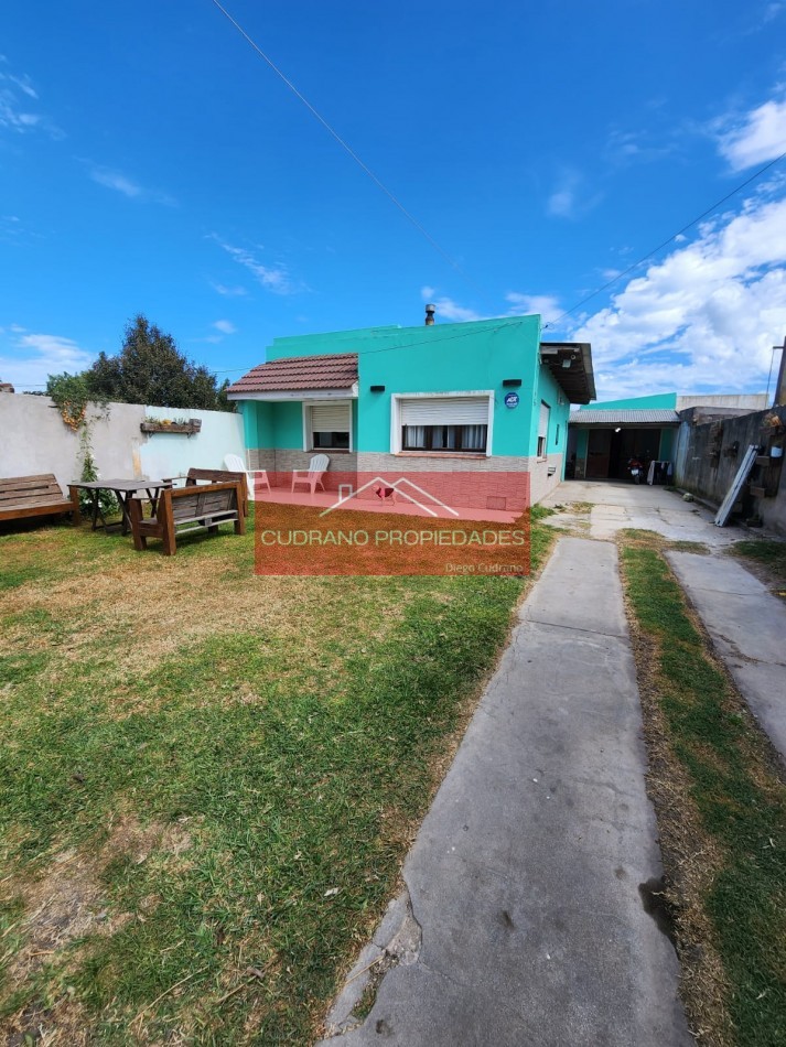 El Espacio que Necesitas: Casa de 4 Ambientes con Quincho y Taller en un Terreno Excepcional.