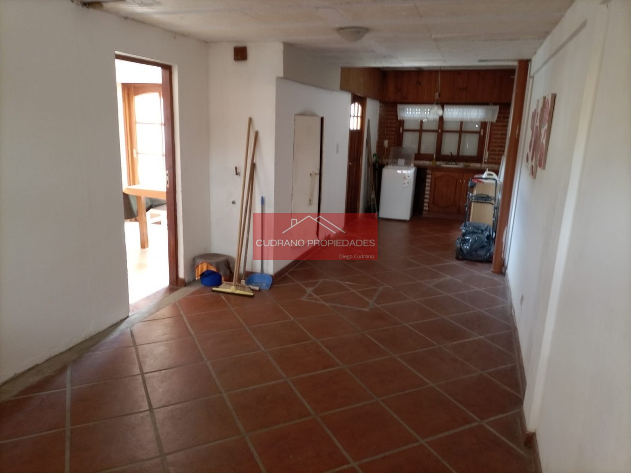 CHALET - 4 AMBIENTES - PILETA CLIMATIZADA - ZONA RESIDENCIAL - MIRAMAR