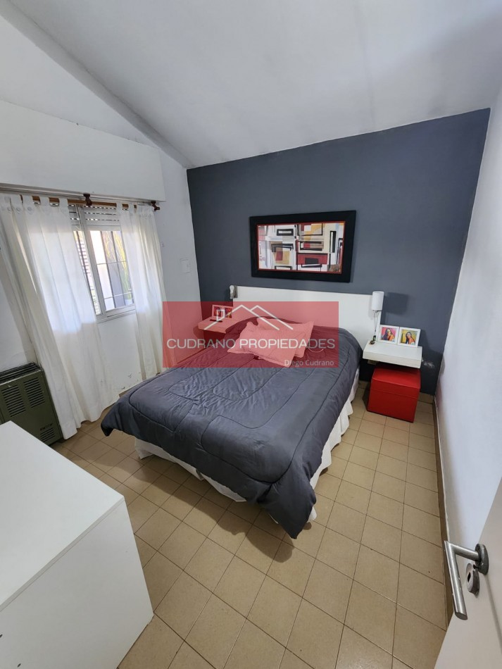 CHALET - 4 AMBIENTES - B. PARQUEMAR - MIRAMAR
