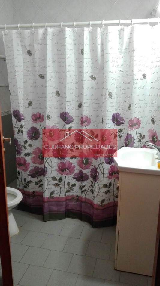 Nuevo Ingreso! Chalet en Venta Amueblado en Miramar