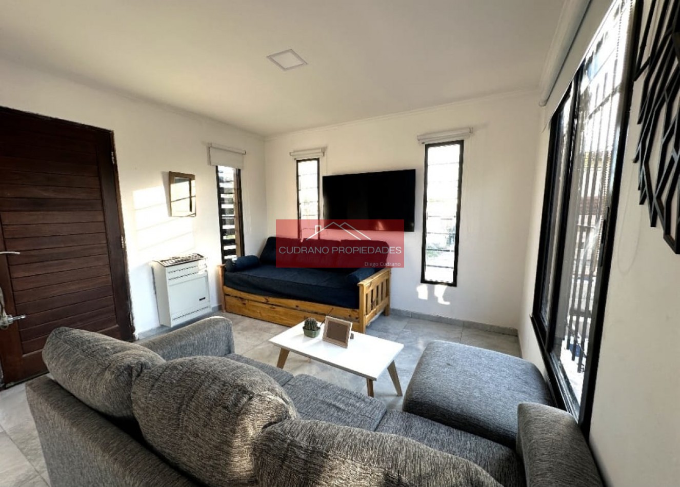 DOS AMBIENTES - 5 PERSONAS - BARRIO PARQUEMAR - MIRAMAR