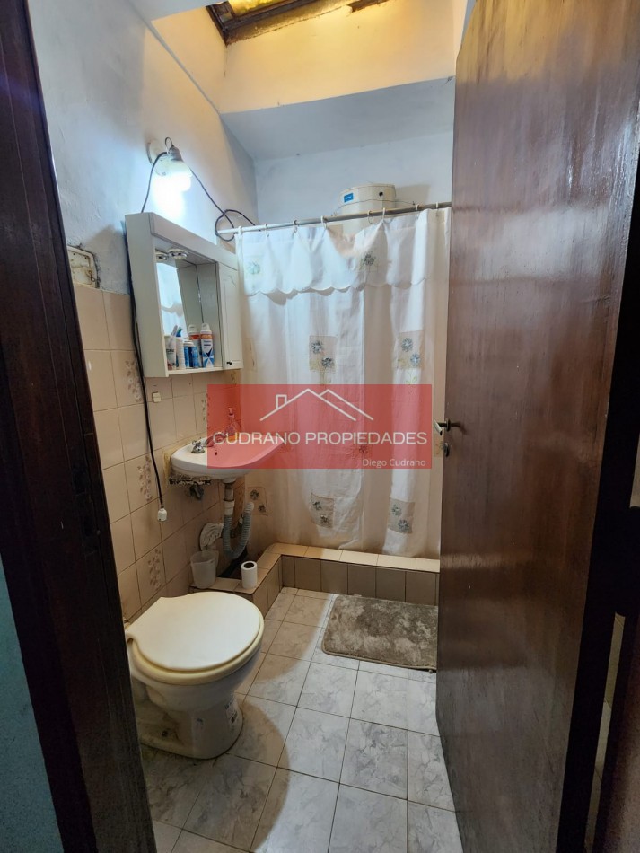 CASA A RECICLAR - 4 AMBIENTES - BARRIO OESTE - MIRAMAR