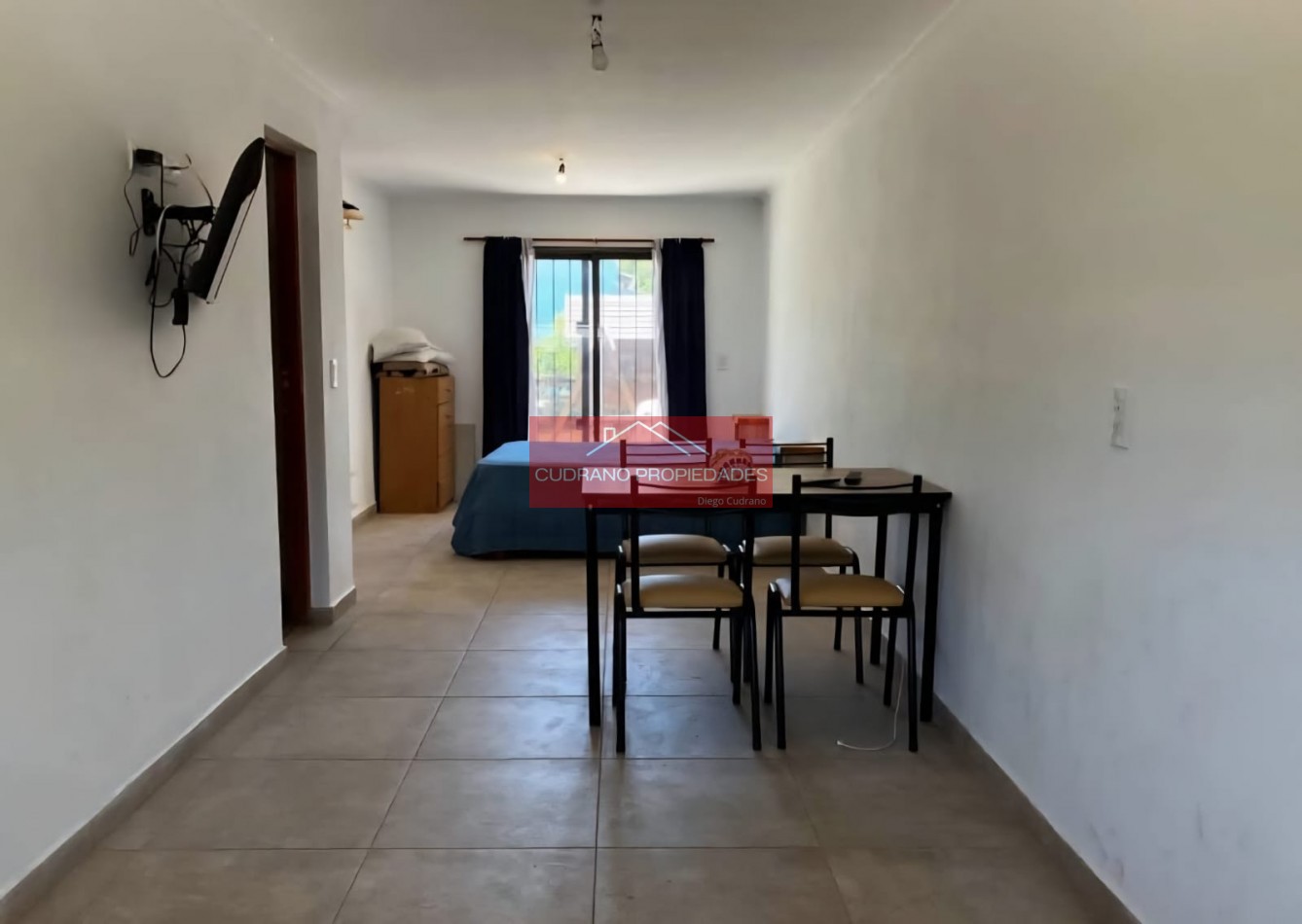 MONOAMBIENTE - 4 PERSONAS - BARRIO PARQUEMAR - MIRAMAR