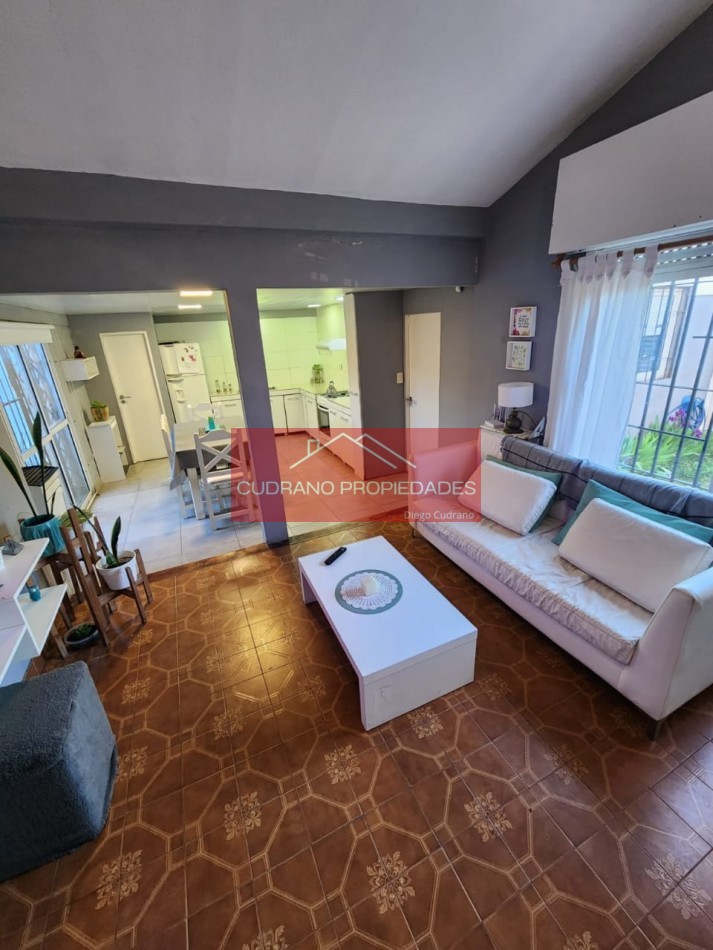 CHALET - 4 AMBIENTES - B. PARQUEMAR - MIRAMAR