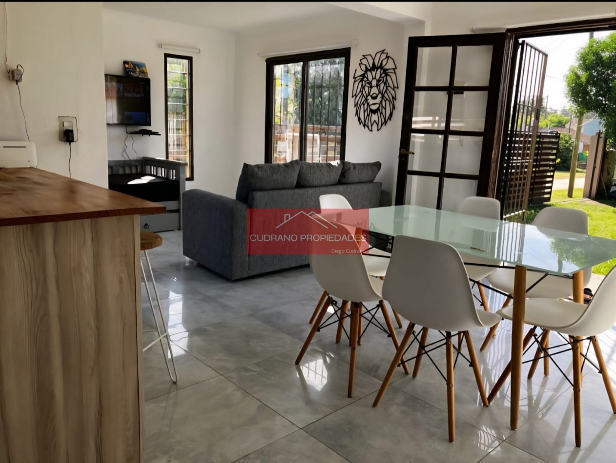 DOS AMBIENTES - 5 PERSONAS - BARRIO PARQUEMAR - MIRAMAR