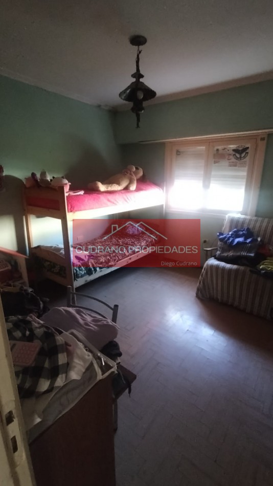 ¡RETASADA! Tu Casa en Miramar: 3 Ambientes con parque en Barrio Las Palmas.
