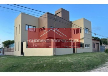 DOS AMBIENTES - 5 PERSONAS - BARRIO PARQUEMAR - MIRAMAR